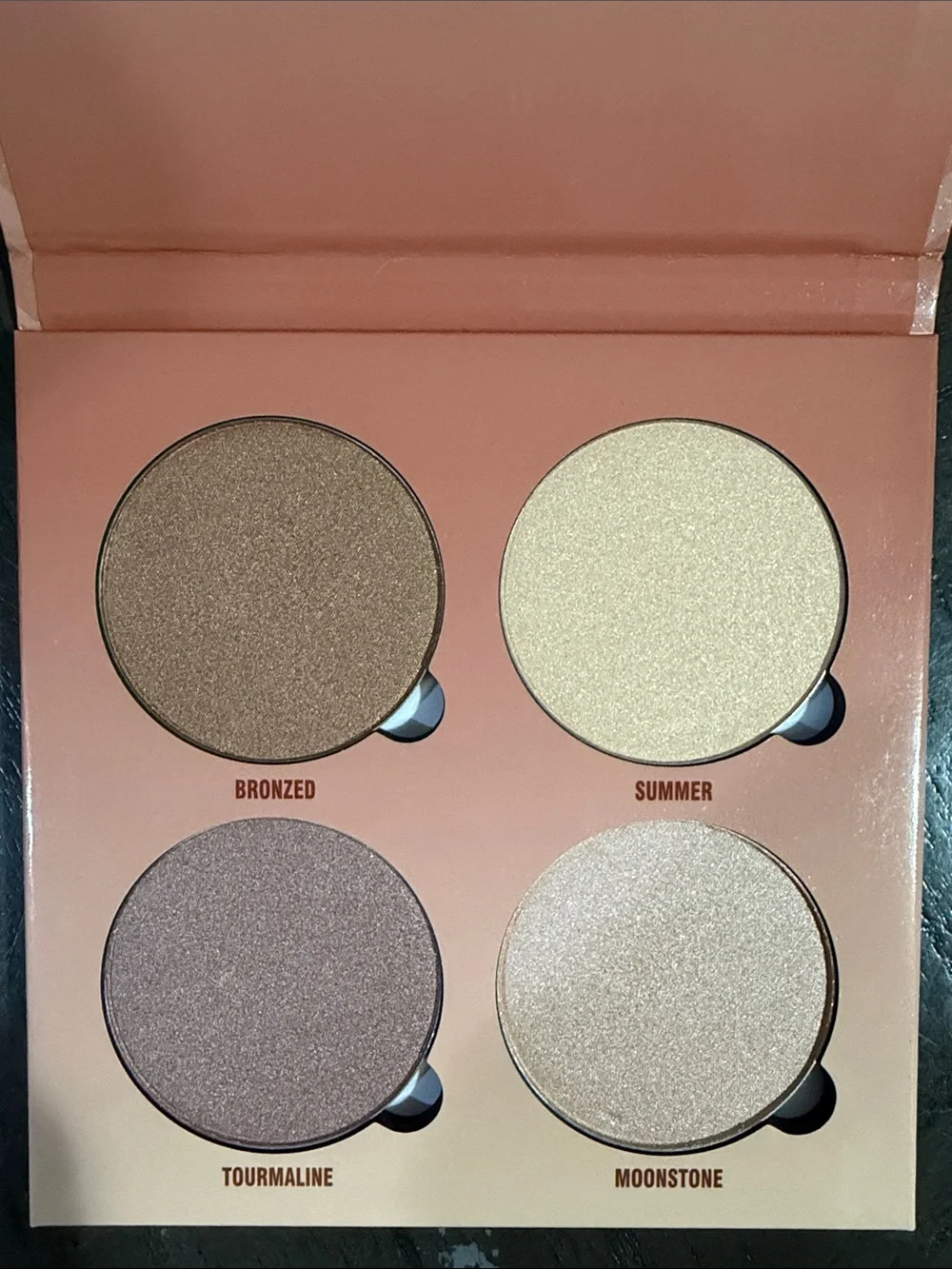 Anastasia Beverly Hills Glow Kit - Rose Gold & Champagne Stripes